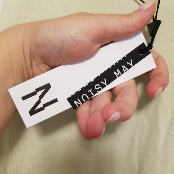 NWT Noisy May Ruched Dress - Picture 5 of 6